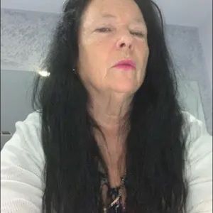 Meet your Posher, Teresa